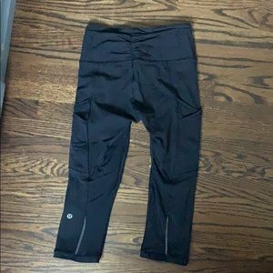 Black cropped lulus. LIKE NEW!!